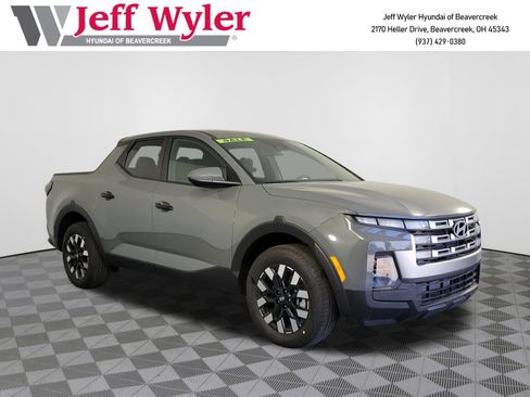 New 2025 Hyundai Santa Cruz SE image 1
