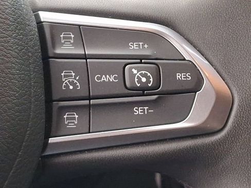 Used 2024 Jeep Compass Limited AWD/4WD image 22