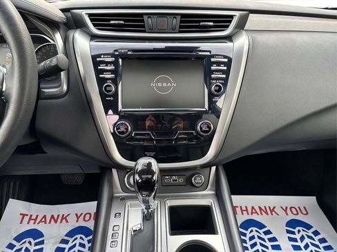 Used 2024 Nissan Murano SV image 24