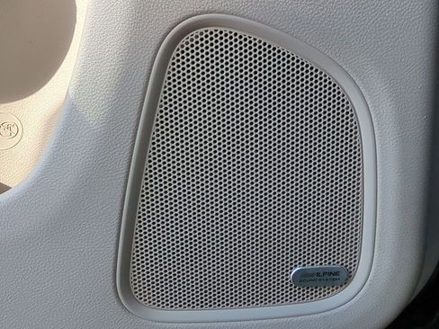 Used 2015 Chrysler 200 C w/ Navigation & Sound Group I image 37