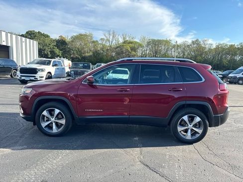 Used 2021 Jeep Cherokee Limited w/ Trailer Tow Group AWD/4WD image 5