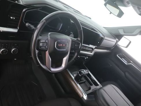 Used 2023 GMC Sierra 1500 Elevation w/ X31 Off-Road Package image 17
