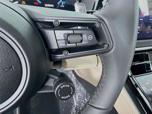 New 2026 Porsche Panamera 4 AWD/4WD image 14
