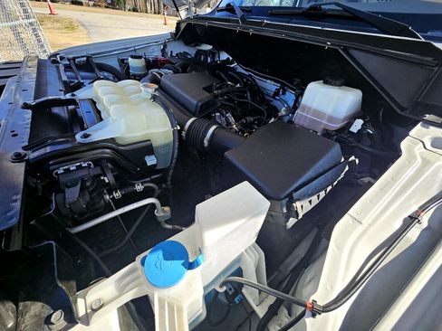 Used 2020 Nissan NV 2500 SV image 45