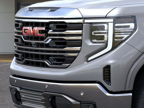 New 2026 GMC Sierra 1500 SLT image 13