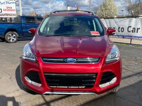 Used 2013 Ford Escape Titanium w/ Class II Trailer Tow Pkg AWD/4WD image 9