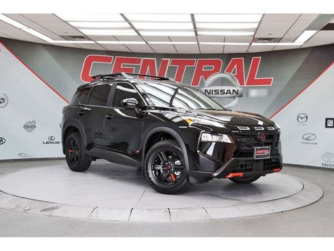 New 2026 Nissan Rogue SV AWD/4WD image 1