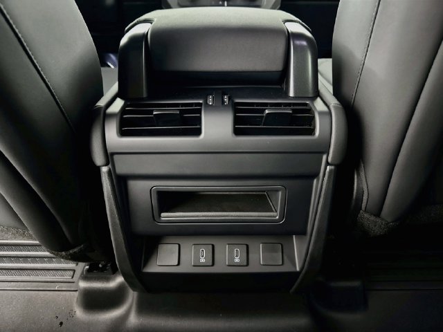 New 2026 Land Rover Defender 110 S AWD/4WD image 27