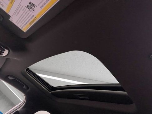 New 2026 Chevrolet Trax RS image 9