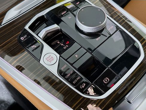 New 2026 BMW X5 xDrive40i w/ Premium Package image 17