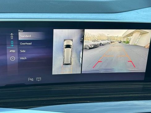 Certified 2025 Cadillac Escalade ESV Premium Luxury image 21