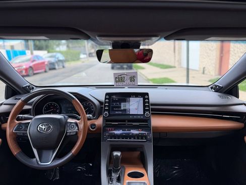 Used 2019 Toyota Avalon Limited w/ All Weather Liner Package FWD image 26