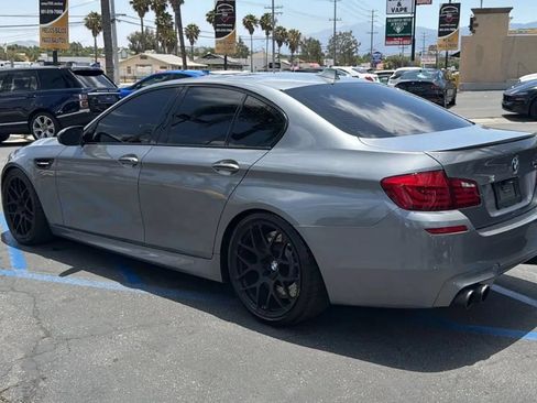 Used 2013 BMW M5 RWD image 5