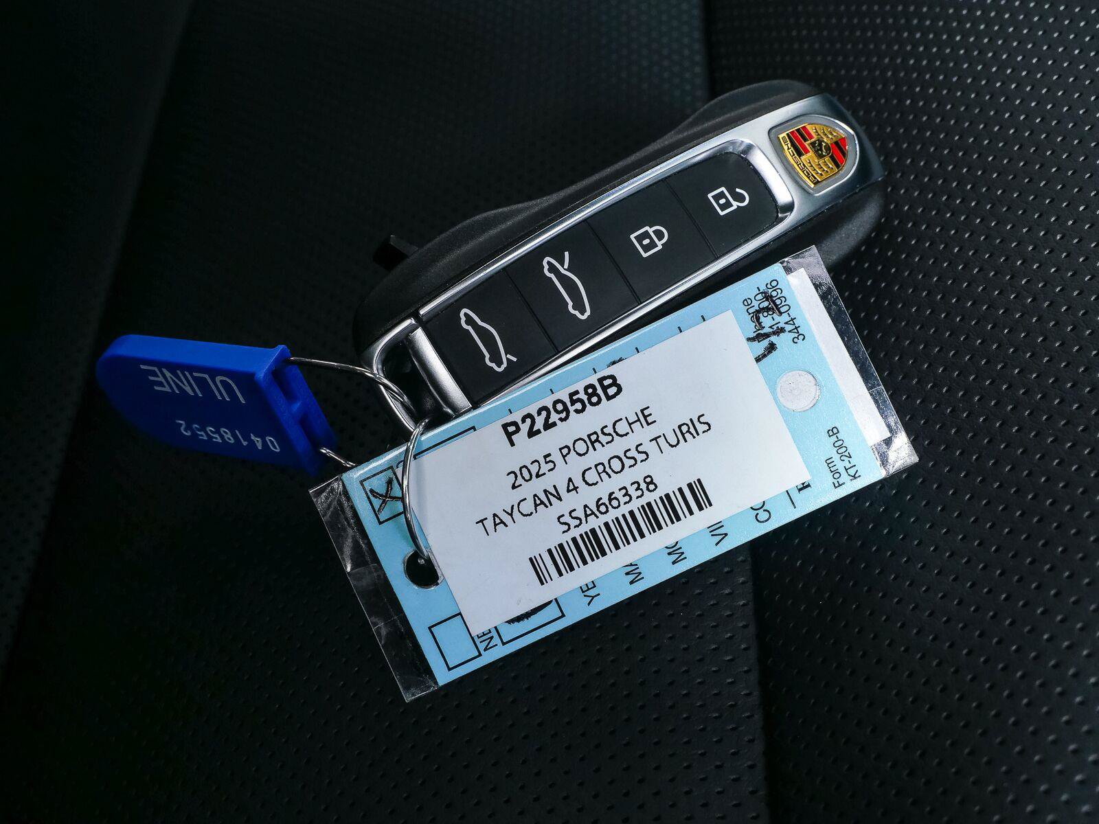 Certified 2025 Porsche Taycan 4 Cross Turismo AWD/4WD image 41