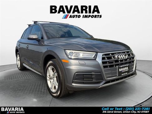 Used 2018 Audi Q5 2.0T Premium w/ Convenience Package AWD/4WD image 7