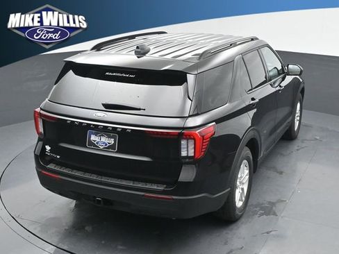 New 2026 Ford Explorer Active RWD image 23