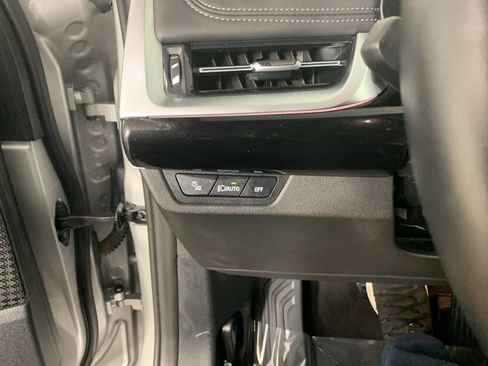 Used 2024 BMW X1 xDrive28i image 17