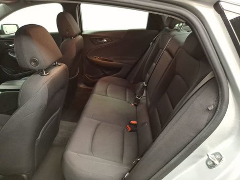 Used 2022 Chevrolet Malibu LT image 14