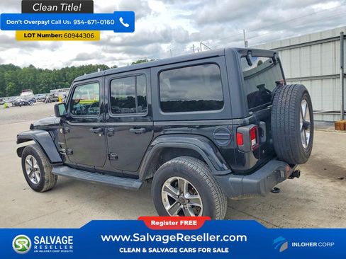 Used 2020 Jeep Wrangler Unlimited Sahara AWD/4WD image 3