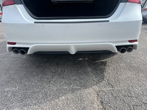 Used 2018 Toyota Camry XSE image 30