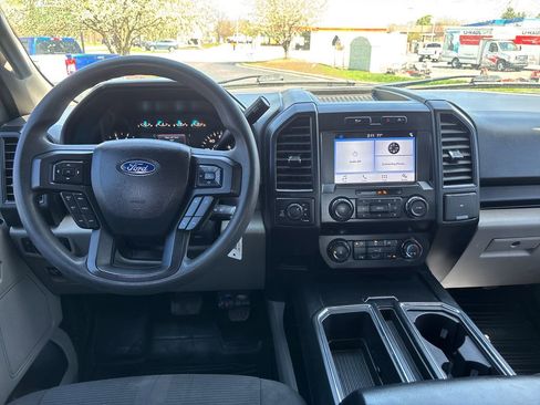 Used 2019 Ford F150 XL w/ Equipment Group 101A Mid AWD/4WD image 14