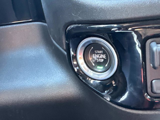 Certified 2022 Chevrolet Silverado 1500 LTZ AWD/4WD image 34