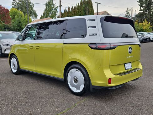 New 2025 Volkswagen ID. Buzz 1st Edition image 3