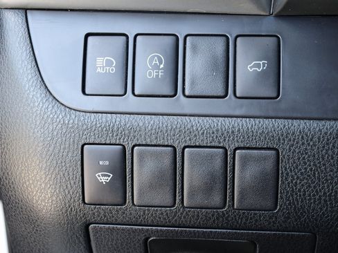 Used 2019 Toyota Highlander XLE image 34