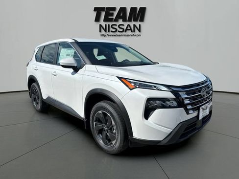 Certified 2025 Nissan Rogue SV AWD/4WD image 1