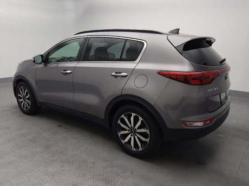 Used 2019 Kia Sportage EX w/ EX Premium Package FWD image 3
