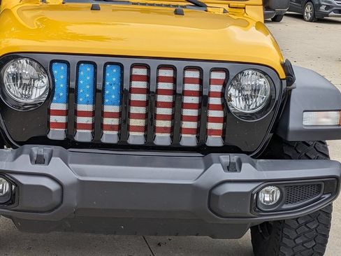 Used 2021 Jeep Wrangler Unlimited Sport AWD/4WD image 9