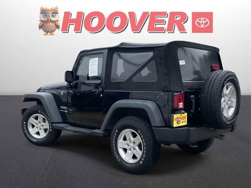 Used 2018 Jeep Wrangler Sport image 5