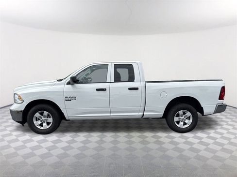 Used 2024 RAM 1500 Classic SLT image 8