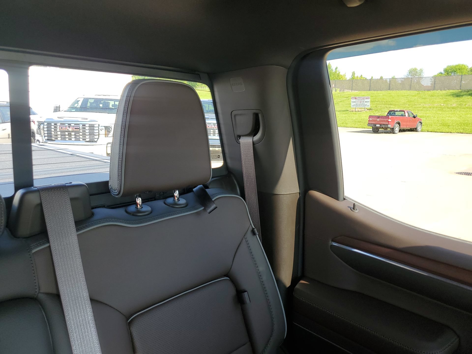 Used 2023 GMC Sierra 1500 Denali w/ Denali Reserve Package AWD/4WD image 15