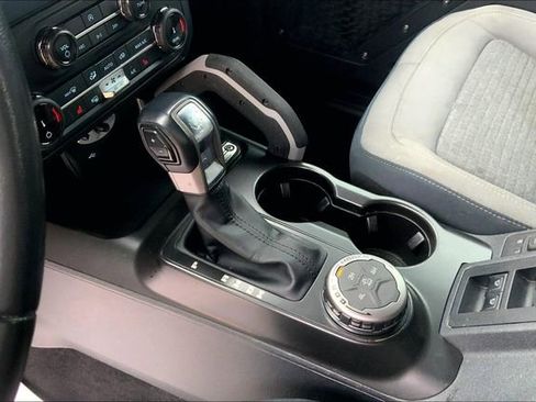 Used 2022 Ford Bronco Outer Banks image 25