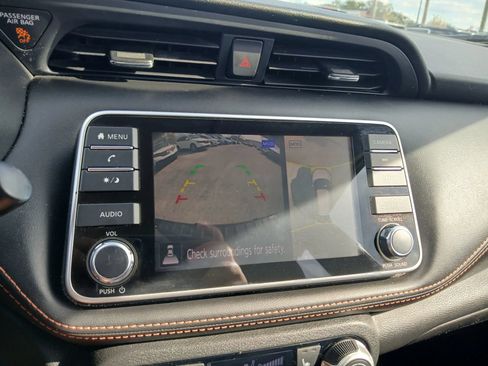 Used 2020 Nissan Kicks SR w/ SR Premium Package FWD image 32