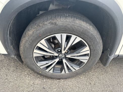 Used 2021 Nissan Rogue SV AWD/4WD image 5