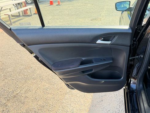 Used 2011 Honda Accord SE image 29