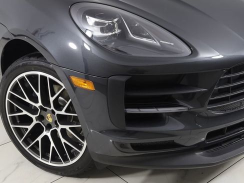 Used 2020 Porsche Macan image 19