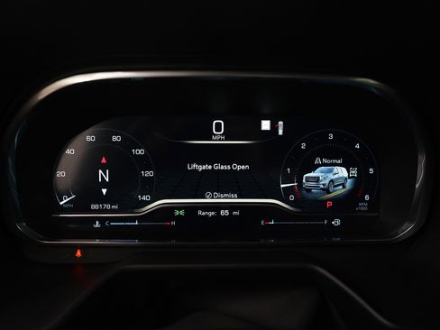 Used 2023 GMC Yukon XL AT4 w/ AT4 Premium Package image 22