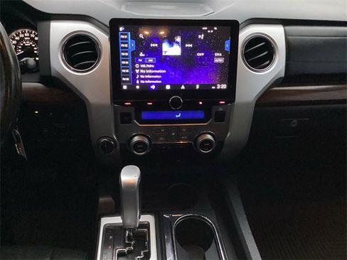 Used 2019 Toyota Tundra Limited image 11