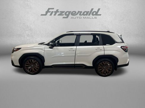 Used 2025 Subaru Forester Sport w/ Popular Package #2 AWD/4WD image 2