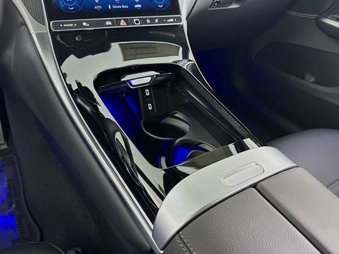 New 2026 Mercedes-Benz GLC 300 image 5