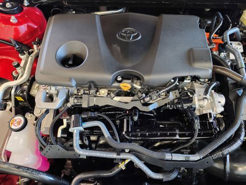 Used 2026 Toyota Camry LE w/ Convenience Package FWD image 27