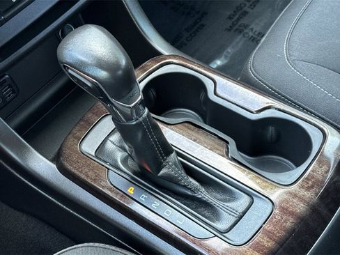 Used 2022 GMC Canyon Elevation w/ Trailering Package image 23