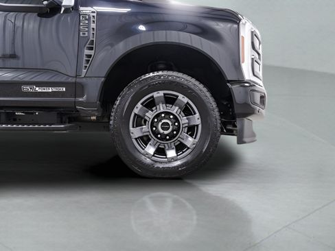 Used 2024 Ford F250 Lariat w/ Lariat Ultimate Package AWD/4WD image 8