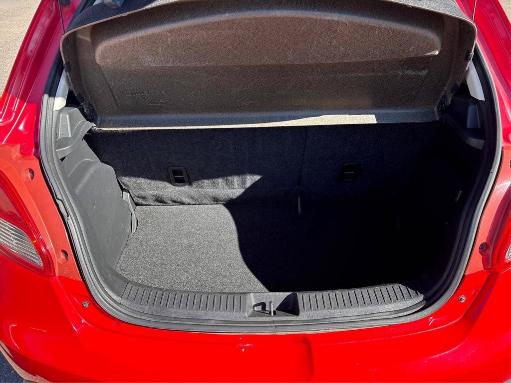 Used 2012 MAZDA MAZDA2 Sport FWD image 30