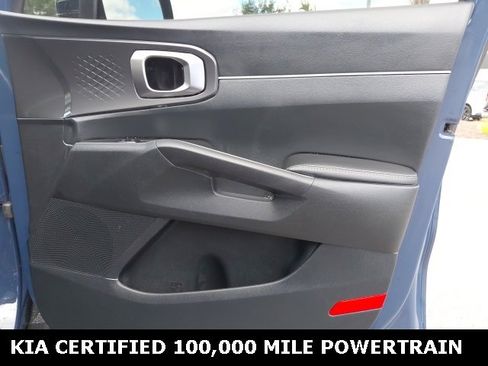 Certified 2024 Kia Sorento S image 27