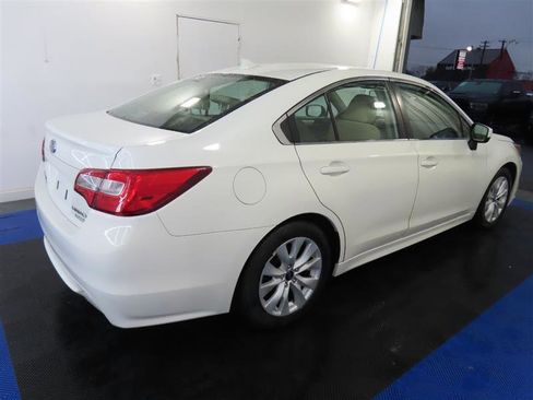 Used 2016 Subaru Legacy 2.5i Premium image 15