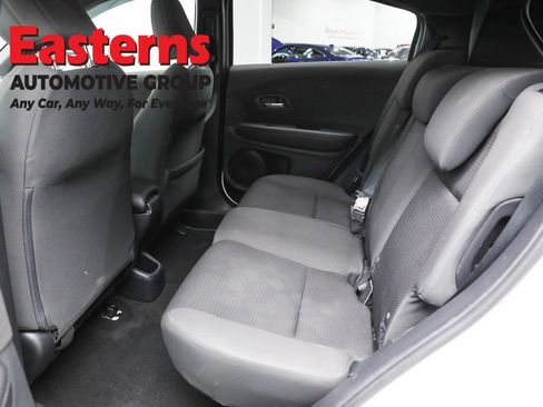 Used 2021 Honda HR-V Sport image 20